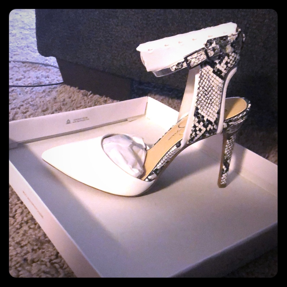 Jessica Simpson Heels Hadiya